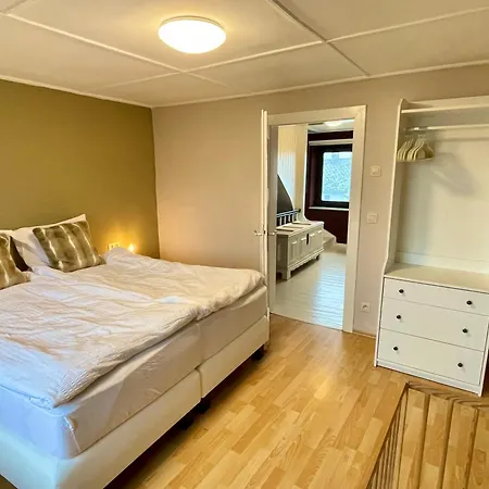Revival Ranch Ferienhaus Апартаменты Бюллинген